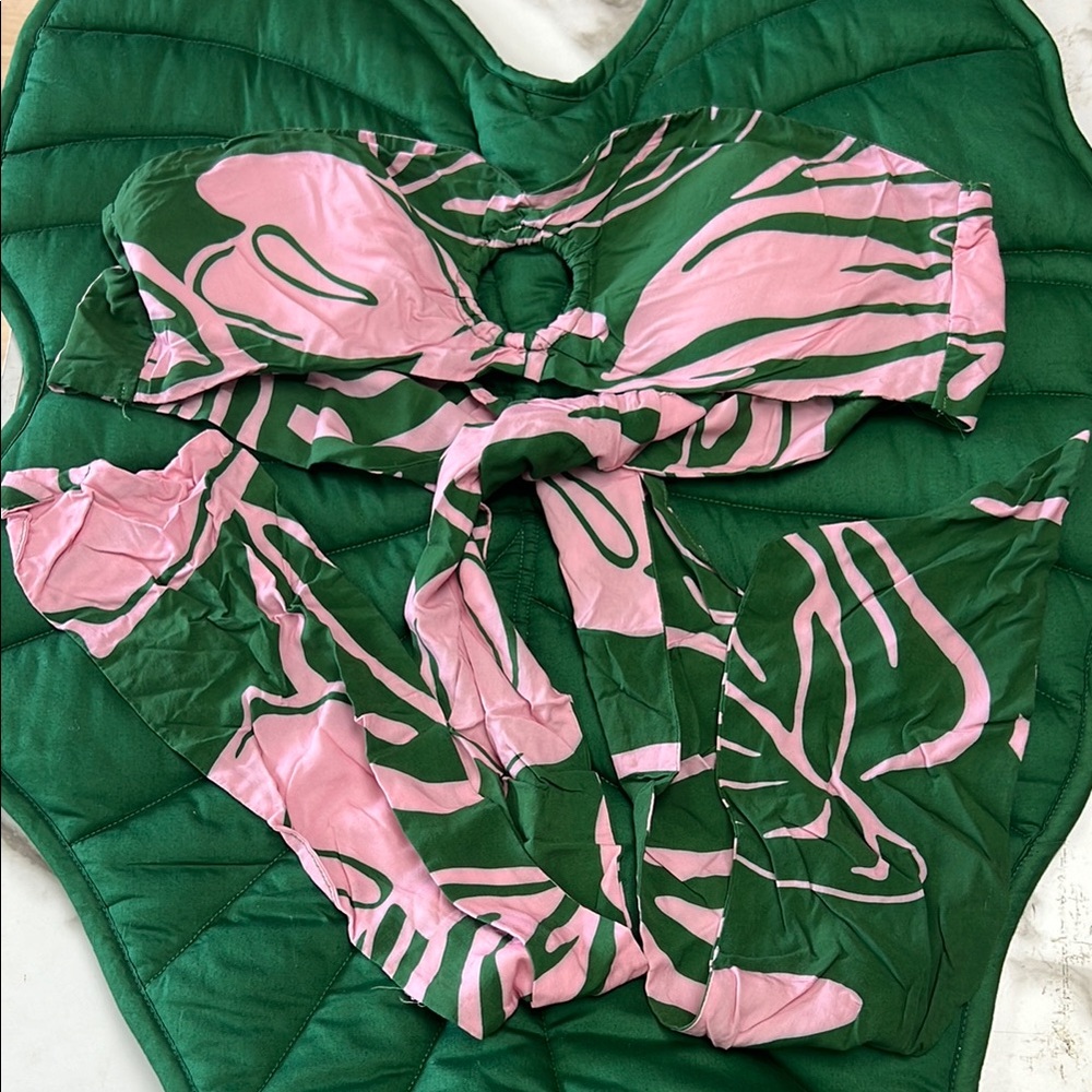 LexBreezy pink/Green tube top floral print bralette. Size L. Used once.
